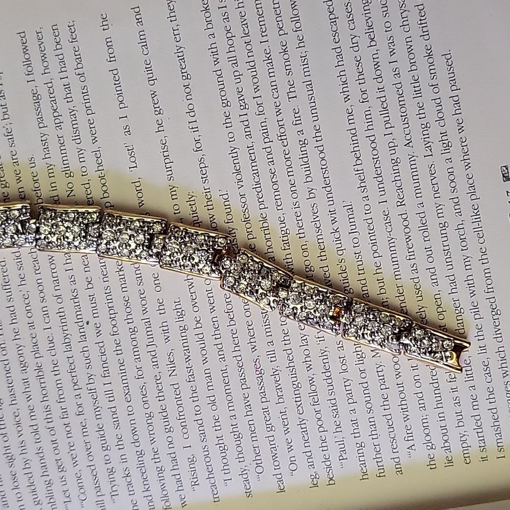 Brooch - Picture 2 of 3